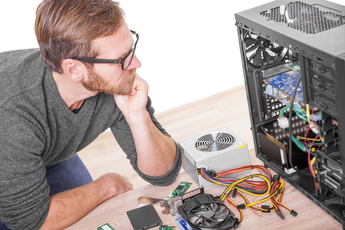 Мастер по ремонту компьютеров в Лорисе